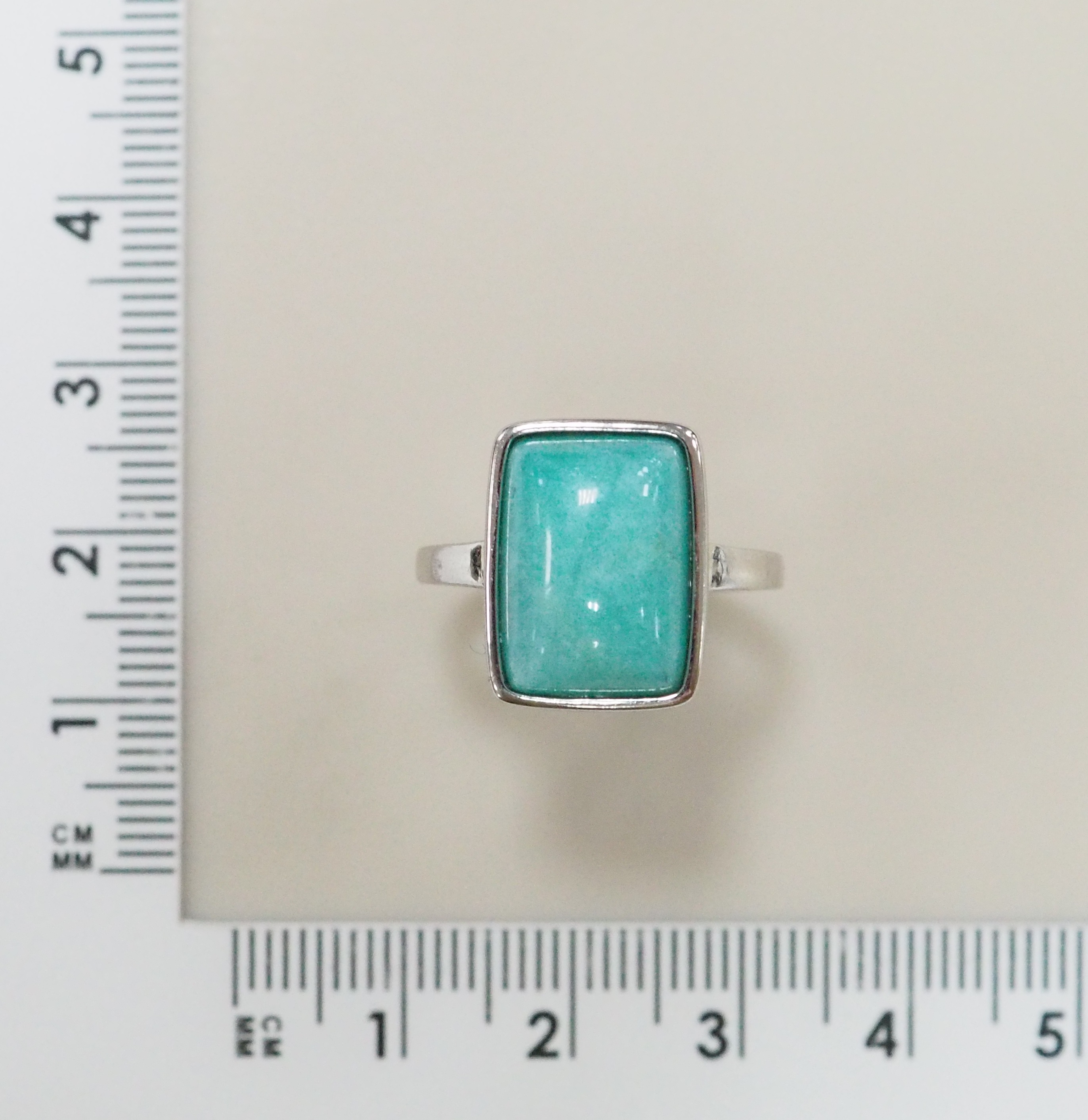 Серебряное кольцо с амазонитом